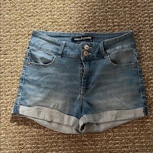 Wallflower Women's Classic Blue Jean Shorts